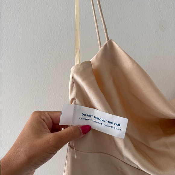 FAME & PARTNERS NWT Champagne Gown 12 - Picture 6 of 10